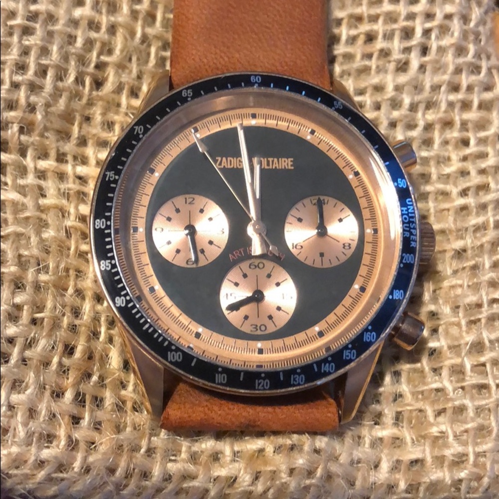 Rose Gold Color Fashion Vintage Watch